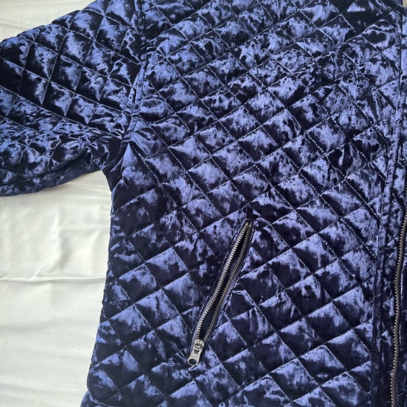 DKNY Sport Jacket - Picture 5 of 6